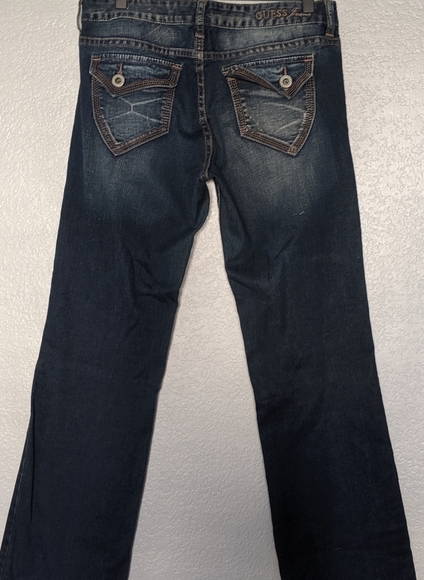 Guess Jeans- size 28 - Picture 2 of 8
